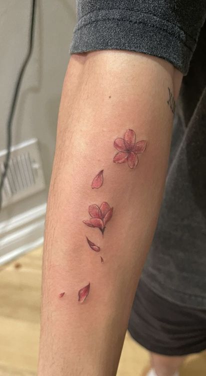 Cherry Blossom Petals Tattoo, Flower Petal Tattoo, Japanese Blossom Tattoo, Petals Tattoo, Winx Redesign, Tattoos Inspos, Ambigram Tattoo, Tattoo Machine Tattoo, Cherry Blossom Petals