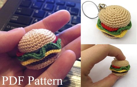 Hamburger Amigurumi, Mini Hamburger, Amigurumi Food, Crochet Keychains, Crochet Keychain Pattern, Pola Amigurumi, Crochet Food, Crochet Keychain, Pattern Tutorial