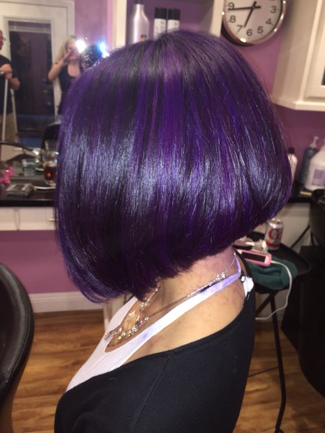 Purple Aline by me Dark Purple Bob Hair, Purple Bob Hair, Deep Purple Hair, Kyouka Jirou, Purple Bob, Aline Bob, Black Bob, Chin Length Bob, Dyed Hair Inspiration