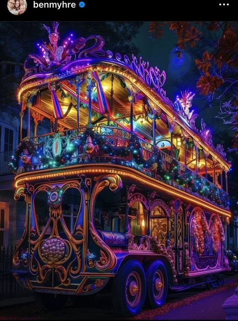 Louisiana Mardi Gras Aesthetic, New Orleans Mardi Gras Aesthetic, 2025 Bucketlist, Mardi Gras Aesthetic, New Orleans Birthday, New Orleans Aesthetic, Hockey Books, Mardi Gras Door, Louisiana Mardi Gras