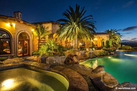 San Diego, California California Mansion, Rancho Santa Fe California, Spanish Style Architecture, Mediterranean Mansion, Front Courtyard, Mediterranean Home Decor, Tuscan House, Spanish Style Home, Spanish Style Homes