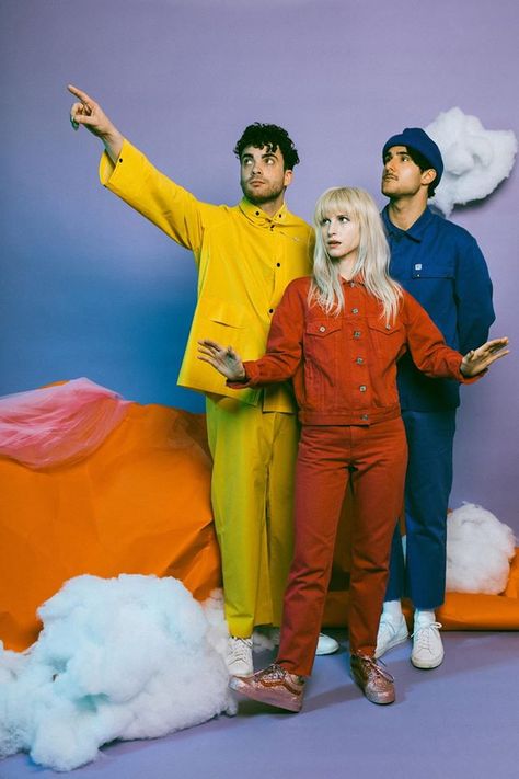 Paramore Paramore Aesthetic, Paramore Wallpaper, Paramore After Laughter, Hayley Paramore, Band Photoshoot, Taylor York, The Heist, Paramore Hayley Williams, Band Photography