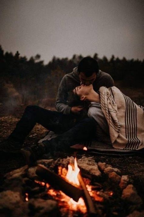 Camping Photoshoot, My Love Photo, Couple Camping, Couples Camping, Romantic Camping, Dream Dates, Camping Photo, Image Couple, Camping Photography