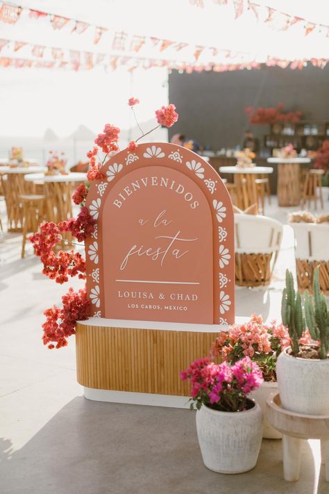 Photography: http://logancoleblog.com Ranchero Wedding Theme, Mexican Chic Wedding Decor, Modern Mexican Fiesta, Wedding Fiesta Theme, Spanish Style Engagement Party, Wedding Theme Mexican, Classy Mexican Wedding Decor, Simple Mexican Wedding Decorations, Mexican Barro Wedding