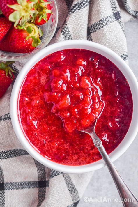 Strawberry Sauce Recipe, Turkey Soup From Carcass, Chocolate Angel Food Cake, Stir Fry Recipes Healthy, Ground Turkey Soup, Superfood Smoothies, Strawberry Chia Jam, Strawberry Oatmeal Bars, Cranberry Orange Sauce