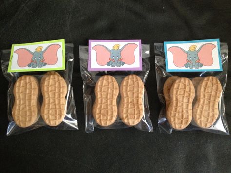 Dumbo Treat Bags- Nutter Butter Cookie "Peanuts" Dumbo Baby Shower Theme Boys, Dumbo Baby Shower Theme, Shower Options, Dumbo Birthday, Dumbo Movie, 2nd Birthday Boys, Baby Shower Treats, Nutter Butter Cookies, Nutter Butter