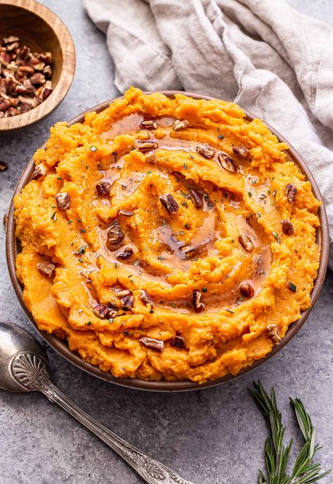 Brown Butter Mashed Sweet Potatoes, Sweet Potato Casserole Photography, Mashed Sweet Potatoes Vegan, Sides With Sweet Potatoes, Mashed Sweet Potatoes With Pecans, Fall Mashed Potatoes, Mashed Yams Recipe Thanksgiving, Purple Sweet Potato Mash, French Sweet Potato Recipes