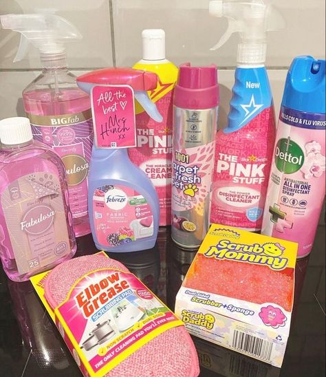 Bedroom Cleaning Products, House Cleaning Essentials, Pink Cleaning Products, Pink Cleaning Supplies, Apartment Cleaning Supplies, Pink Cleaning, Pink Apartment Decor, Apartment Fever, Girl Apartment Decor