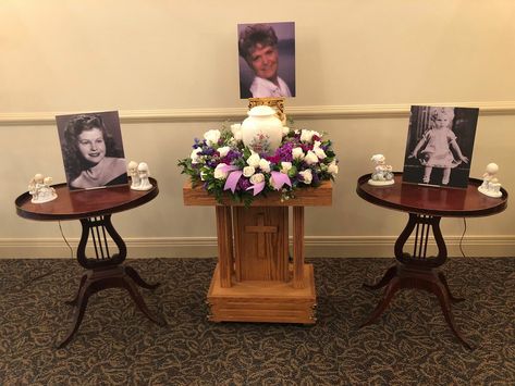 Photos, Collectibles, Urn and Floral Spray Memorial Service Urn Display, Celebration Of Life Urn Display, Memorial Service Ideas Cremation, Urn Display At Home, Cremation Urn Display, Memorial Urn Display, Birch Tree Decor Christmas, Memorial Service Ideas, Birch Tree Decor