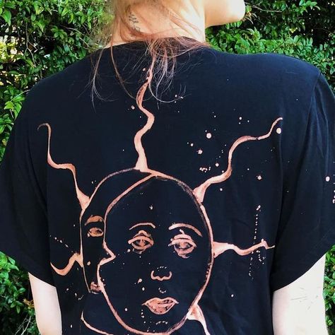 thesaltandmoss on Instagram: "Bleach painted sun and moon tee listed on my etsy !! Link is in my bio <3 Customs available upon request !! • • • • • • • • #sunandmoon #bleachart #bleachpainting #handmade #upcycled" Painting Skirt, Painted Sun, Dark Clothes, Paint Shirts, Hippie Painting, Bleach Art, Moon Painting, Painted Clothes, Moon Design