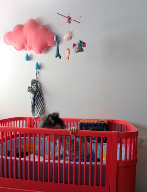 Crib color Red Crib, Eclectic Kids Room, Kids Deco, Kids Bedroom Inspiration, Nursery Room Inspiration, Girl’s Room, One Picture, Nursery Colors, Kids Corner