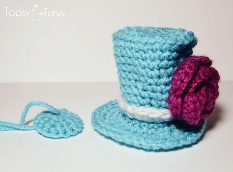 Crochet Tiny Top Hat Free Pattern, Crochet Amigurumi Top Hat Free Pattern, Crochet Tophat, Mini Crochet Top Hat, Top Hat Crochet, Steampunk Crochet, Crochet Baby Photo Prop, Crochet Photo Props, Newborn Crochet Patterns