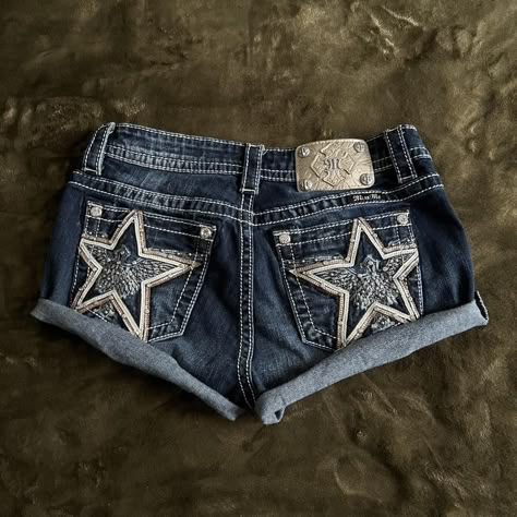 Cybery2k star miss me micro shorts. Y2K 2000s grunge... - Depop Y2k Shorts Aesthetic, Y2k Grunge Shorts, Micro Jean Shorts, Miss Me Jean Shorts, Outfits Not Cropped, Outfits Not Revealing, Brown Y2k Outfit, Y2k Aesthetic Icons, Micro Shorts Outfit