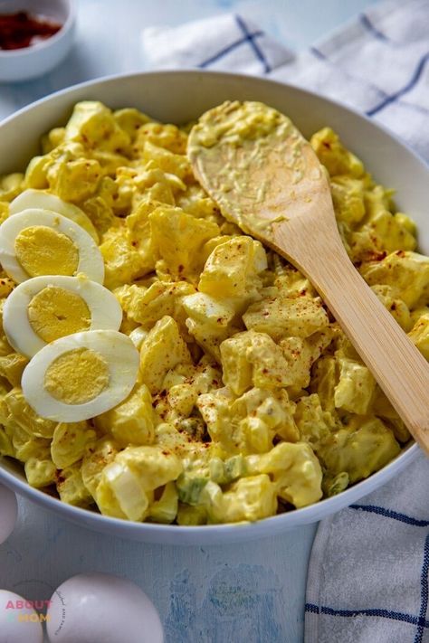 Southern-style Deviled Egg Potato Salad combines two classic favorites. This potato salad with eggs is perfect for any potluck, barbecue, or picnic, or anytime side dish. This is a terrific side dish for ham too! Potato Salad Deviled Egg, Side Dishes With Eggs, Cookout Side Dishes Black People, Deviled Egg Potato Salad Recipe, Tater Salad, 1905 Salad, Egg Potato Salad, Birthday Cookout, Church Potluck Recipes