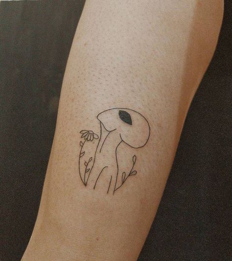 Feminine Alien Tattoo, Tiny Alien Tattoo, Arte Alien Tattoo, Alien Minimalist Tattoo, Alien Tattoo Sleeve, Alien Flash Tattoo, Alien Ufo Tattoo, Apothecary Office, Cute Alien Tattoo