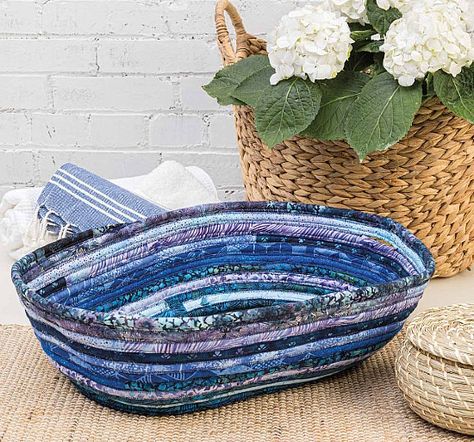 What To Do With Jelly Roll Fabric, Jelly Roll Rope Basket, Jelly Roll Basket Pattern, Jelly Roll Sewing Projects, Jelly Roll Basket, Storing Fabric, Jelly Roll Sewing, Jelly Roll Projects, Diy Jelly