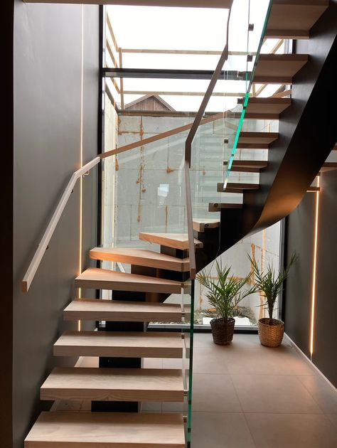 U-shape staircases | Teamtrapp U Shape Staircase Design, U Shape Staircase, Spiral Staircase Outdoor, U Shaped Stairs, U Shaped Staircase, Wooden Staircase Design, Staircase Kits, Staircase Outdoor, Entry Stairs