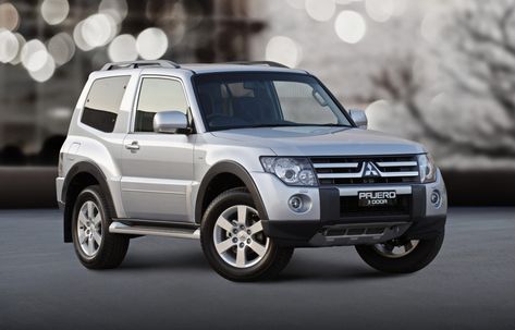 Mitsubishi Montero 2 Door Mitsubishi Pajero 3 Door, Daniel Craig Style, Mitsubishi Pickup, Mind Movie, Bday List, Latest Car, Toyota Trucks, Mitsubishi Pajero, Daniel Craig