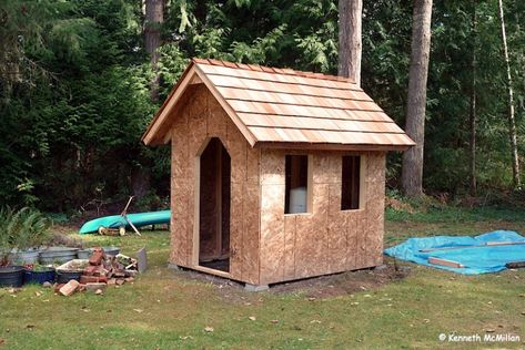 Pump House Shed, Well Pump House Ideas, Pumphouse Ideas, Well House Ideas, Pump House Ideas, Well Pump House, Water Well House, Well Pump Cover, Woodworking Outdoor Furniture