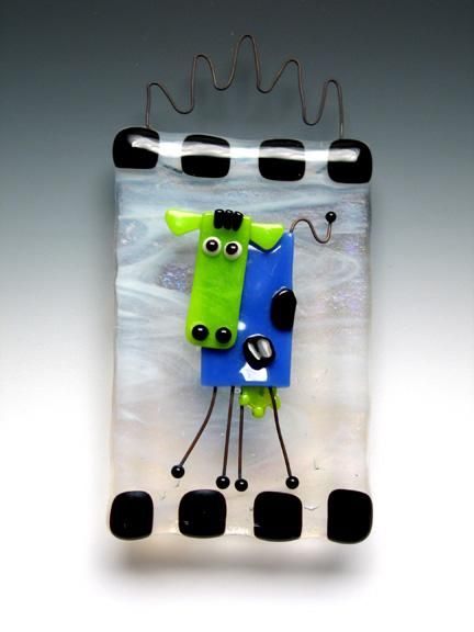 Fused Glass Artist, Moo Cow, Rug Hooking Designs, Slumped Glass, Glass Fusion Ideas, Glass Christmas Decorations, Fused Glass Ornaments, Mosaic Art Projects, Glass Fusing Projects