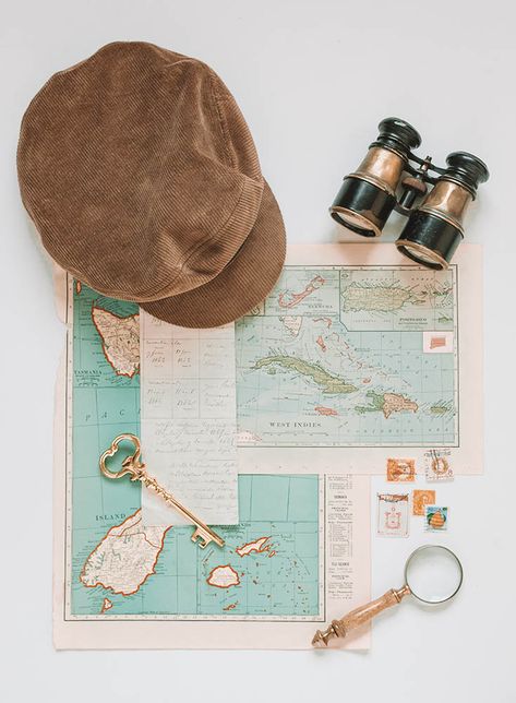 Travel Blog Aesthetic, Beach Flat Lay Photography, Camera Flatlay, Luggage Editorial Photography, Suitcase Editorial, Travel Flatlay, Travel Flats, Marketing Project, Blonde Abroad