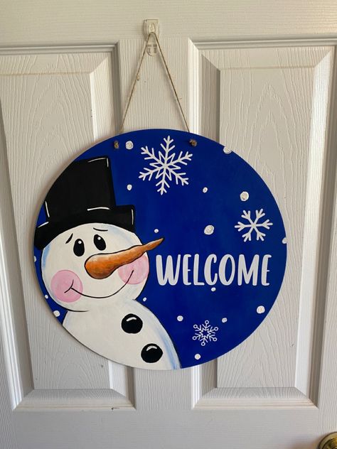 Circle Signs, Watercolor Christmas Cards Diy, Christmas Card Tutorials, Snow Globe Crafts, Diy Christmas Door, Christmas Craft Show, Christmas Canvas Art, Door Crafts, Door Signs Diy