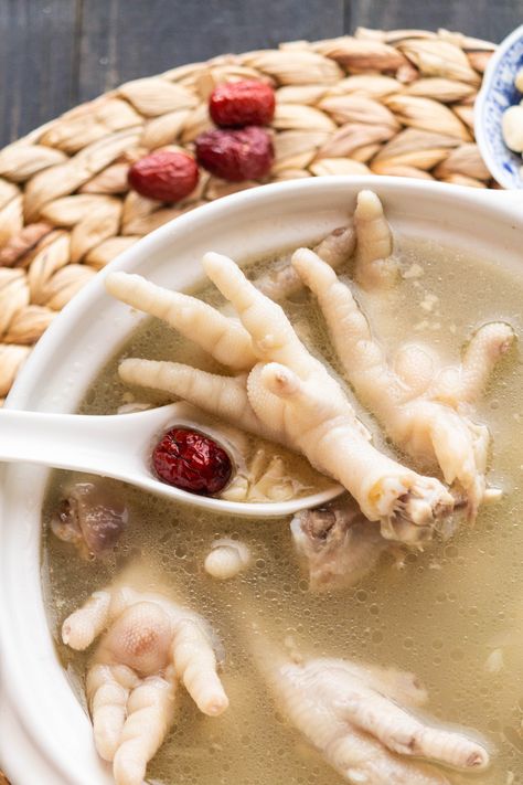 Chicken Feet Soup might look spooky, but is the sort of food that is delicious and incredibly nutritious. Get a boost of collegen and chicken that simply MELTS in your mouth! #asianhalloween #chickenfeet #chickenfeetsoup Chicken Foot Soup, Chicken Feet Soup, Asian Halloween, Soup Benefits, Chinese Soups, Bar Restaurant Design, Shaped Food, Architecture Restaurant, Peanut Soup