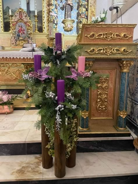 Advent Altar Decorations, Advent Wreaths For Church, Advent Decorations For Church, Advent Candles Ideas, Christmas Nativity Scene Diy, Advent Church Decorations, Lent Decorations For Church, Advent Wreath Candles, Green Christmas Tree Decorations