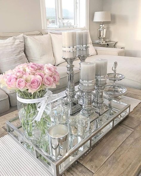 Wood Sofa Table, Tafel Decor, Table Decor Living Room, Silver Decor, Coffee Table Decor, White Furniture, Decorating Coffee Tables, Living Room Interior, Dining Room Decor