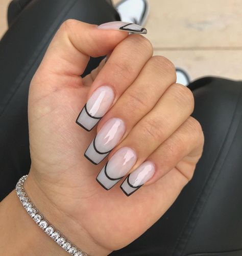 Tip Outline Nails, French Tip Outline Nails, Outline French Tip Nails, Outline French Tip, French Tip Outline, Outline Nails Design, Outline Nails, Long French Tip, Line Nail Designs