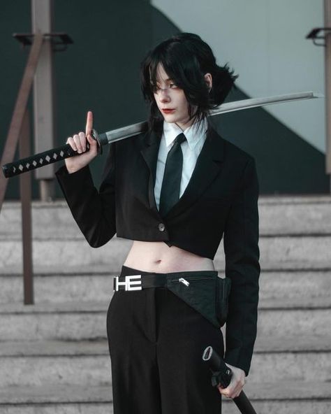 social clothes look with katana from minikatana. aesthetic; heliot emil; fashion; outfit inspo Samurai Clothing, Spy Outfit, Techwear Outfits, Ninja Girl, Female Pose Reference, Body Reference Poses, Human Poses Reference, Cool Poses, Pose Reference Photo