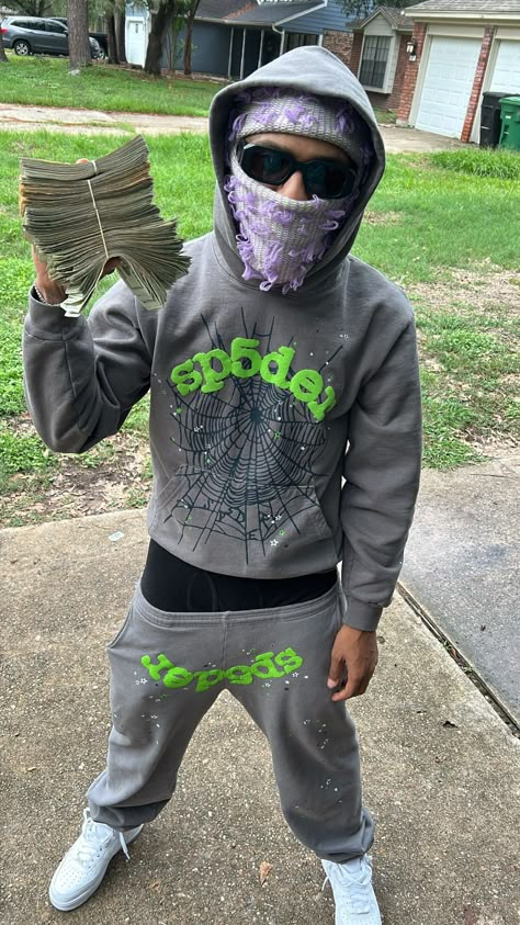 Hood Drip Outfits Men, Drip Outfit Men Summer, Sp5der Outfit, Spider Hoodie Outfit, Drill Outfit Men, Hood Dude Outfits, Calm Luh Fit, Sp5der Hoodie Outfit, Glo Gang Hoodie