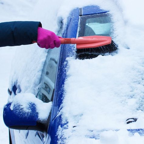 This Is the Safest (and Fastest!) Way to Remove Snow from Your Car Trailer Light Wiring, Road Trip Checklist, Chip Foose, Car Care Tips, The Family Handyman, Winter Car, Safe Cars, Foose, Engine Repair