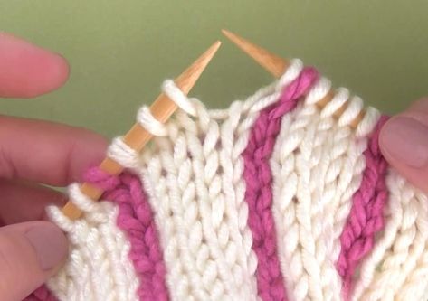 I'm loving how easy it is to Knit Vertical Stripes using a Crochet Chain. Learn how with complete instructions and video tutorial by Studio Knit #StudioKnit #knittingtechnique Knit Tutorials, Beanie Knitting Patterns Free, Knit Stripes, Beanie Knitting, Knitting Help, Studio Knit, Knitting Stitches Tutorial, Crochet Chain, Knit Stitches