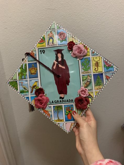 Argentina Graduation Cap, Cap And Gown Mexican Decoration, Bojack Graduation Cap, Caps Graduation Decoration, Grad Cap Ideas Latina, Loteria Graduation Cap, Vienna Graduation Cap, Grad Cap Ideas In Spanish, Grad Cap Ideas Hispanic