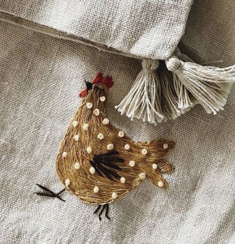 Embroidery Chicken Patterns, Embroidered Farm Animals, Chicken Hand Embroidery, Embroidery On Clothes Aesthetic, Embroider Chicken, Cow Embroidery Pattern, Chicken Embroidery Patterns, Hen Embroidery, Grape Embroidery