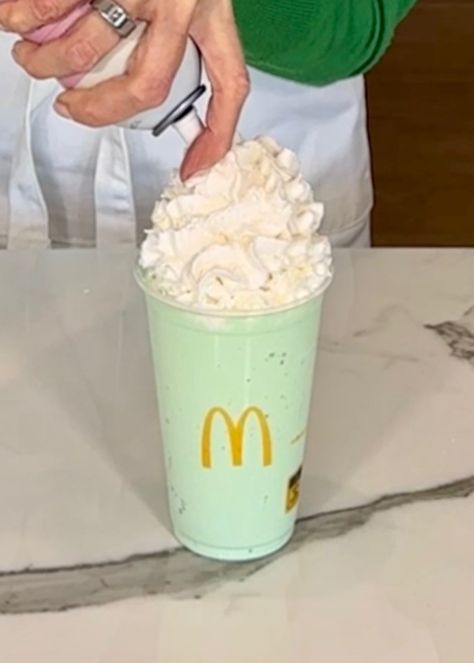 My McDonald's Copycat Shamrock Shake - Lorafied Mcdonalds Shamrock Shake, Shamrock Shake Mcdonalds, African Recipes Nigerian Food, 4 Ingredient Recipes, Shamrock Shake, Nigerian Food, Saint Patties, Green Food Coloring, 4 Ingredient