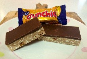 Crunchie Slice, Crunchie Chocolate, Crunchie Bar, No Bake Slices, Chocolate Slice, Bake Recipes, No Bake Bars, Slices Recipes, Thermomix Recipes