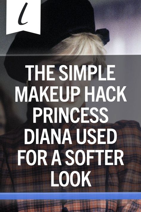 Princess Diana was known for her bold and innovative style (revenge dress, anyone?), but also for her numerous hair and makeup looks. #princessdiana #makeup Princess Diana Makeup, Princess Diana Haircut, Diana Haircut, Diana Hair, Princess Diana Revenge Dress, Royal Ancestry, Revenge Dress, Princess Diana Hair, British Royal Family News