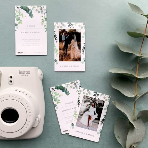 A beautiful memory & photo gift on your wedding! Design your own instax photo frame @instantcelebration. Also nice as Save the Date card or thank you card! Polaroid Christmas Gift Ideas, Photo Frame Wedding Favor, Instax Mini Ideas Wedding Photo Booths, Wedding Instant Photo Ideas, Polaroid Frame Wedding, Instax Sticker, Instant Photo Frame, Disco Table, Instax Ideas