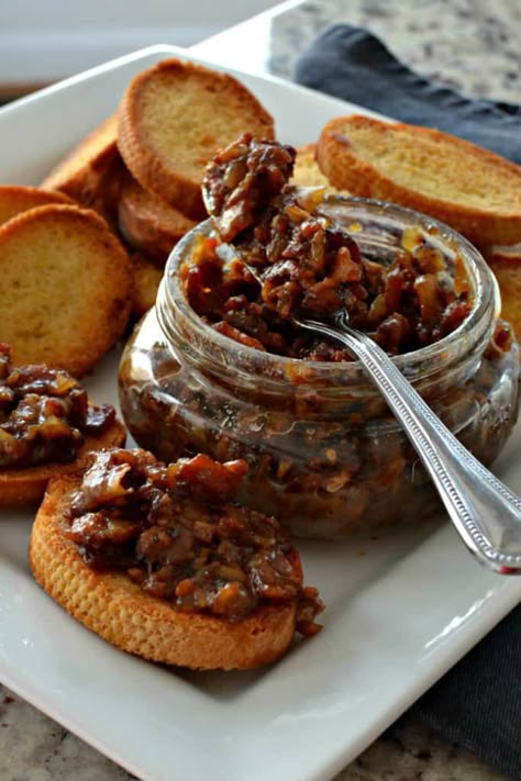 Bacon Jam Recipe Bacon Relish, Party Food Football, Bacon Onion Jam, Bacon Jam Recipe, Small Town Woman, Onion Jam, Bacon Appetizers, Bacon Recipe, Bacon Lover