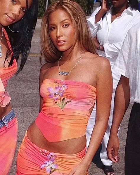 2000s on Instagram: “🎥 Adrienne Bailon #00s (3LW era)✨ • via: @highclass.unity” 2000s Fashion Colorful, 3lw Outfits 2000s, Early 2000s Fashion Pink, Adrienne Bailon 2000s, Early 2000s Fashion Black Women, 2000s Latina Fashion, Casual Outfits Cute, Early 2000s Aesthetic, 2000s Era