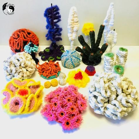 Crochet Reef Coral, Crochet Coral Reef Pattern, Crochet Rainbow Fish Pattern Free, Crochet Coral Pattern Free, Coral Crochet Pattern Free, Crochet Coral Pattern, Coral Crochet Pattern, Hyperbolic Crochet Pattern Free, Crochet Fish Tank