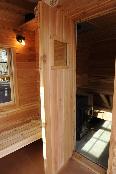 A sauna door with no window at all The only time to build a sauna door with no window at all is if you are living with your in-laws and you can only build the sauna in their laundry room.  In law u… Diy Sauna Door, Sauna Door Ideas, Saunas Outdoor, Sauna Project, Salt Sauna, Backyard Sauna, Sauna Door, Outdoor Saunas, Sauna Cabin