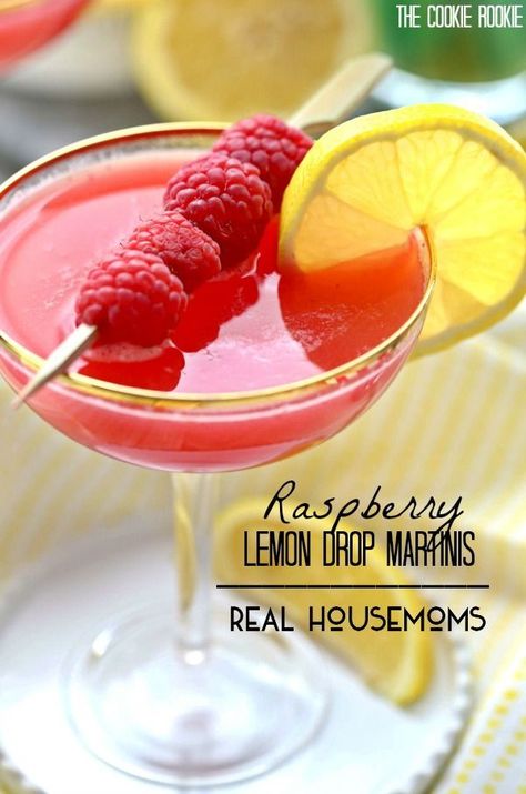 Raspberry Lemon Drop Martini, Raspberry Lemon Drop, Easy Alcoholic Drinks, Jalapeno Margarita, Raspberry Vodka, Lemon Drop Martini, Lemon Drink, Happy Hour Cocktails, Fresh Raspberries