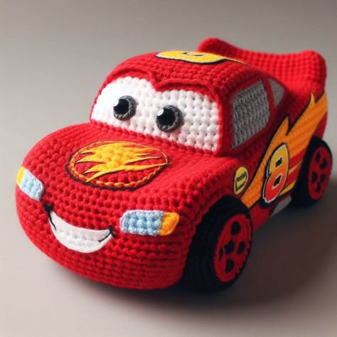 Crochet Lightning McQueen Amigurumi Pattern Crochet Car Toy, Lightning Mcqueen Crochet Pattern, Crochet Lightning Mcqueen, Disney Cars Activities, Easy Disney Crochet Patterns Free, Pixar Crochet, Cars Crochet Pattern, Crochet Ideas For Car, Car Crochet Pattern Free