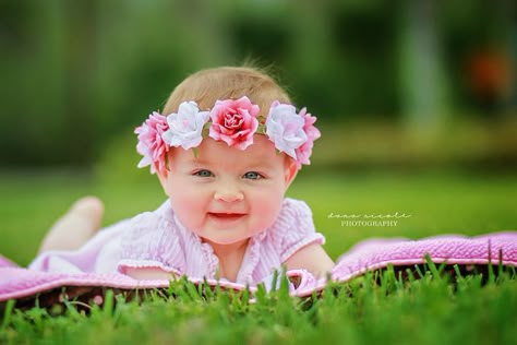 8 month old Spring session | Dana Nicole Photography | Tampa Spring Baby Pictures, 6 Month Baby Picture Ideas, 8 Month Baby, Baby Birthday Photoshoot, Gender Reveal Ideas, 1st Birthday Photoshoot, Monthly Baby Photos, Toddler Photography, Outdoor Baby