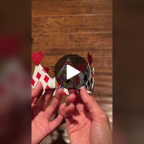 TikTok · Ness Queen Of Hearts Diy Crown, Queen Of Hearts Crown Diy, Card Crown, Queen Of Hearts Crown, Crown Tutorial, Halloween Parejas, Queen Of Hearts Costume, Diy Crown, Heart Crown