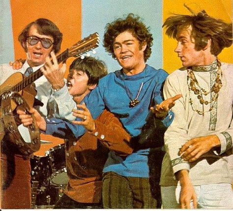 September 12, 1966 – NBC aired the pilot episode of “The Monkees” TV show. – NSF – Music Magazine Mickey Dolenz, Davy Jones Monkees, Inspirational Poetry, Michael Nesmith, Criterion Collection, Peter Tork, Homecoming Queen, 60s Music, Rainbow Room