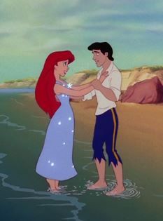 30 Day Disney Challenge: Day 13: Favorite Outfit: Ariel's blue sparkly dress Princesa Ariel Disney, Ariel Eric, Ariel Cosplay, Disney Challenge, Lilo Et Stitch, Disney Songs, Mermaids And Mermen, Princesa Disney, Princess Ariel